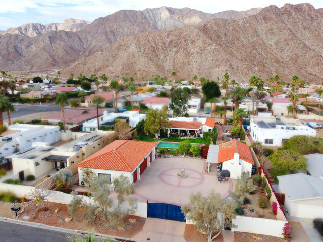 52404 Avenida Rubio, La Quinta CA: https://media.crmls.org/mediaz/a6eec1a1-0208-4ad8-b15b-c2347d585ab7.jpg