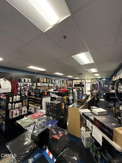464 E Bullard Avenue, Fresno CA: https://media.crmls.org/mediaz/a6ef651c-892c-48a9-aa60-732ddee82b71.jpg