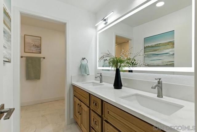 12452 Via Cabezon, San Diego CA: https://media.crmls.org/mediaz/a6ef9f3d-915c-41aa-9390-c91af023849c.jpg