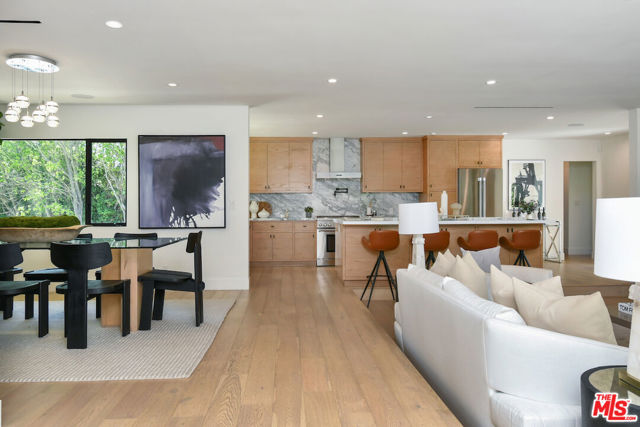 3221 Elvido Drive, Los Angeles CA: https://media.crmls.org/mediaz/a6efe552-735e-4a79-a6d0-75d7277a207a.jpg