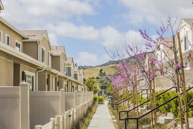 340 SWEET PLACE, Fallbrook CA: https://media.crmls.org/mediaz/a6effa53-33bb-4c26-a1e6-35602b0e73f8.jpg
