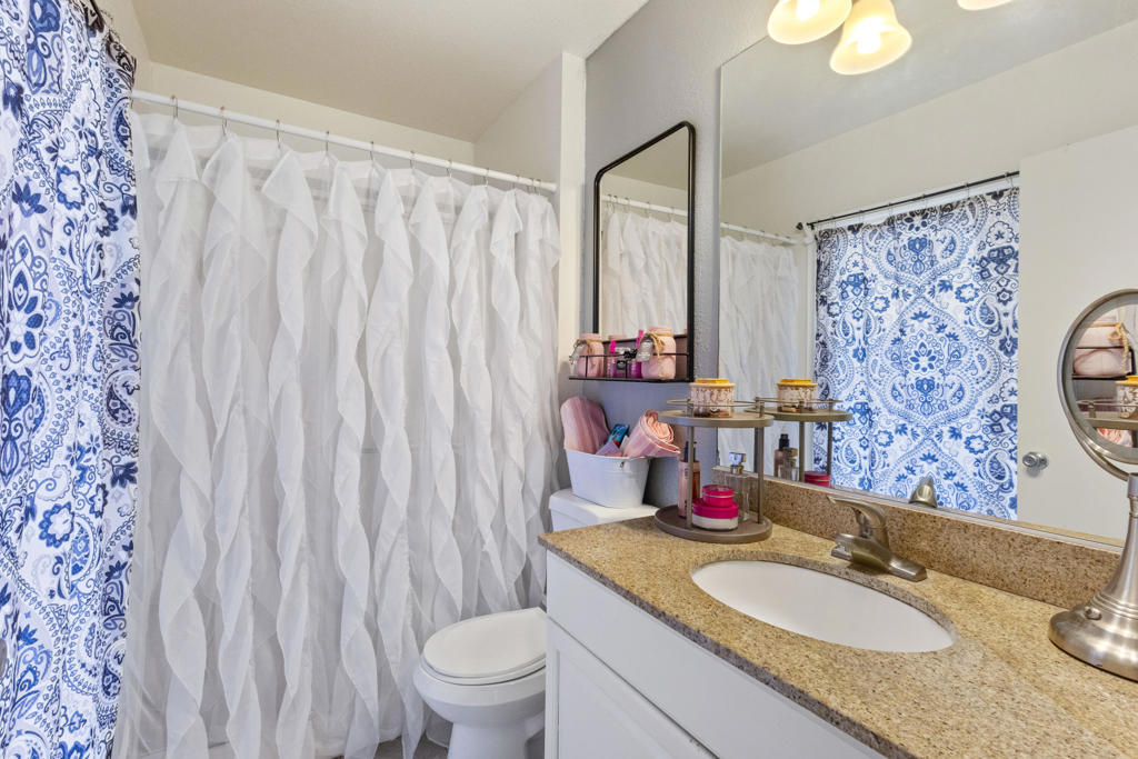 MLS #219138021DA image #9