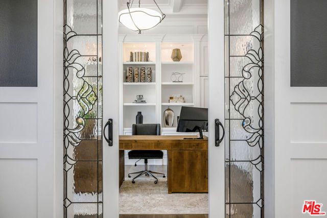 1 Falconridge Drive, Coto de Caza CA: https://media.crmls.org/mediaz/a6f054ce-1c62-4bf0-ae65-14b71fbd83bd.jpg