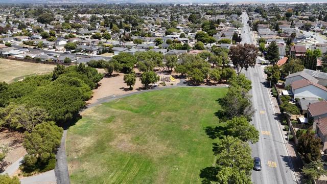 35776 Haley Street, Newark CA: https://media.crmls.org/mediaz/a6f12900-59ea-4b29-8403-c853a78977af.jpg