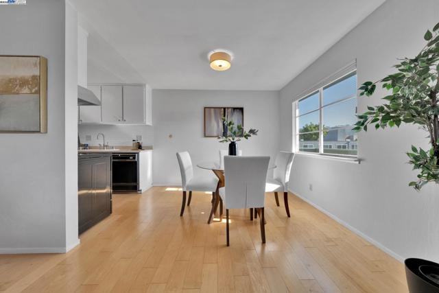 415 Cornell Ave, Albany CA: https://media.crmls.org/mediaz/a6f2d458-820c-4ef4-b1e3-e2cfcb8073a8.jpg