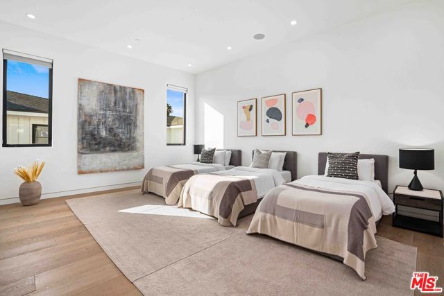 832 N Sierra Bonita Avenue, Los Angeles CA: https://media.crmls.org/mediaz/a6f2ea3e-48a9-4242-bfab-824040d07cf4.jpg