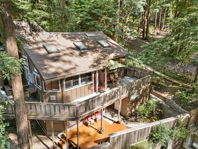 483 Echo Lane, Boulder Creek CA: https://media.crmls.org/mediaz/a6f36262-2140-43e5-ae71-b6f8efbf8414.jpg