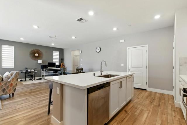 5758 Tournament Court, Tracy CA: https://media.crmls.org/mediaz/a6f37782-0dc3-40e6-bf81-ddb4db4aa2fa.jpg