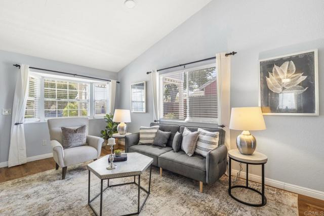 724 Hollowglen Road, Oceanside CA: https://media.crmls.org/mediaz/a6f4fae4-4767-4435-b1f9-cb653e13ec96.jpg