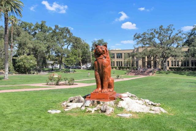 209 Nob Hill Way, Los Gatos CA: https://media.crmls.org/mediaz/a6f5fcbb-9b13-421a-aff5-fd84acc685da.jpg
