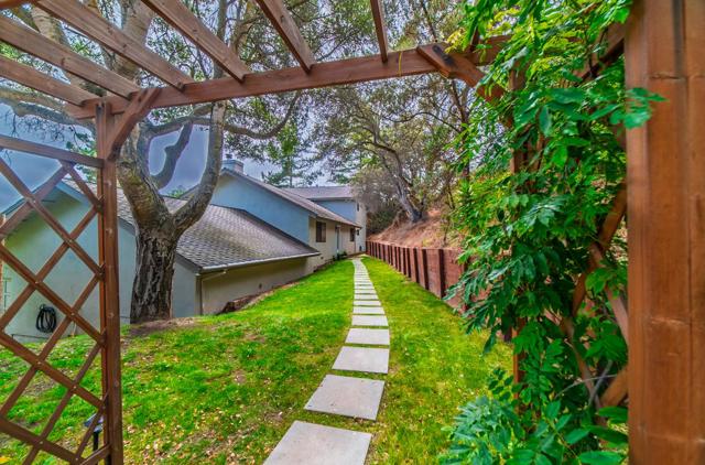 2646 El Camino Real, Salinas CA: https://media.crmls.org/mediaz/a6f6ef7a-e937-4141-9a70-397f0f5c9da0.jpg