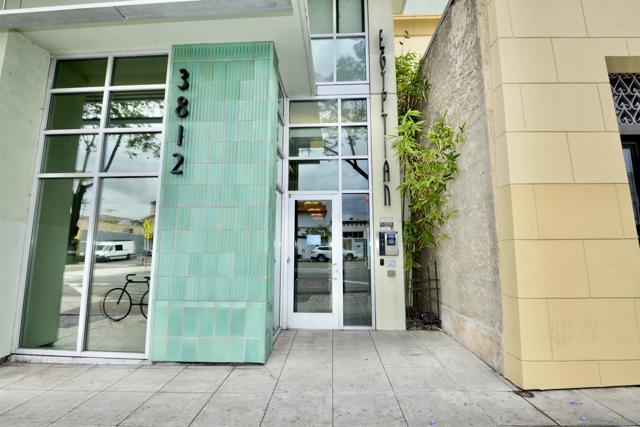 3812 Park Blvd, San Diego CA: https://media.crmls.org/mediaz/a6f70636-fa6b-43a1-801e-c3cb72366004.jpg