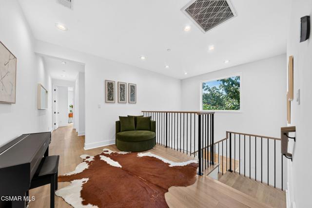 3 Bed Home for Sale in Los Angeles, California