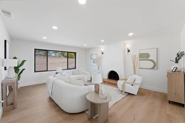 Detail Gallery Image 15 of 46 For 358 Spanish Spur, Fallbrook,  CA 92028 - 3 Beds | 2 Baths