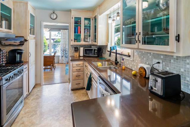 4670 Eggers Dr, Fremont CA: https://media.crmls.org/mediaz/a6f7fc38-97c8-4d0d-bb1e-df8ef36de88b.jpg