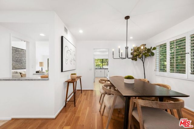3018 Nicada Drive, Los Angeles CA: https://media.crmls.org/mediaz/a6f8689c-6bf0-4dc4-830a-889ed240b187.jpg