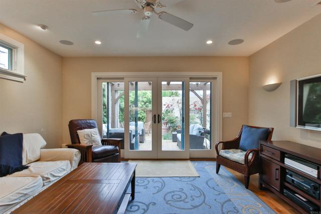 428 H Ave, Coronado, California 92118, 2 Bedrooms Bedrooms, ,2 BathroomsBathrooms,Residential Lease,For Rent,428 H Ave,CRPTP2306206