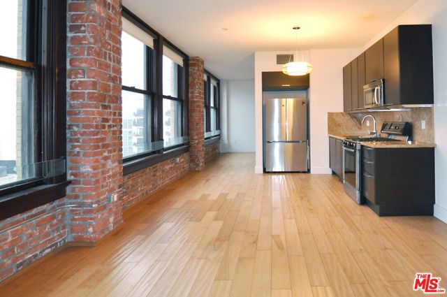 460 S Spring Street, Los Angeles CA: https://media.crmls.org/mediaz/a6fbb5aa-7071-41e8-a5a0-397d0d2e4f87.jpg