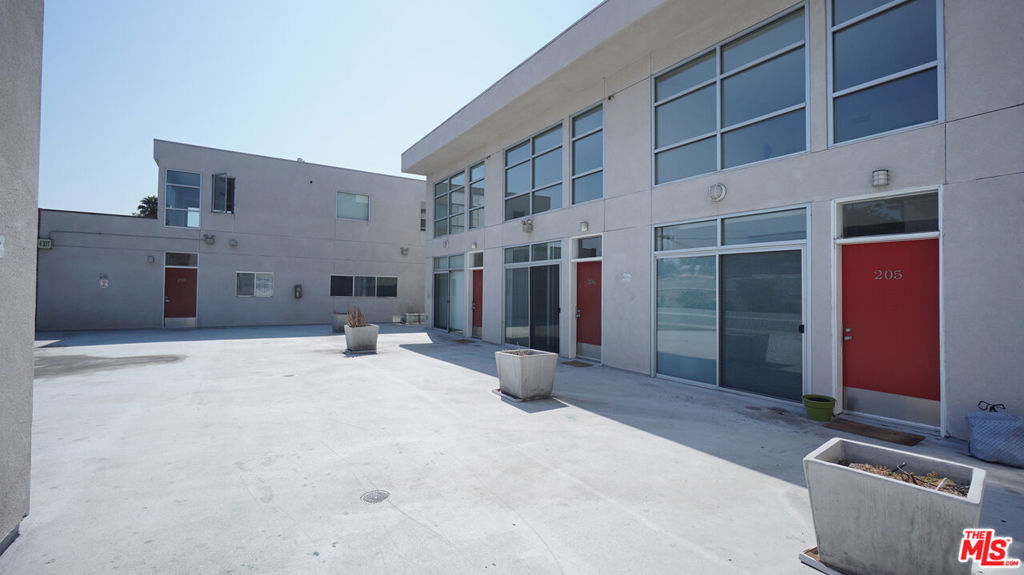 922 W 23Rd Street Unit 201