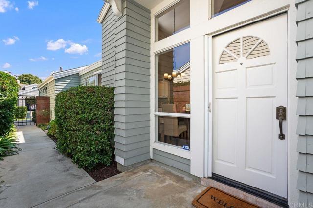 820 Daphne Court, Carlsbad CA: https://media.crmls.org/mediaz/a6fc8b72-0f83-490c-9235-0648a8ea5d0a.jpg