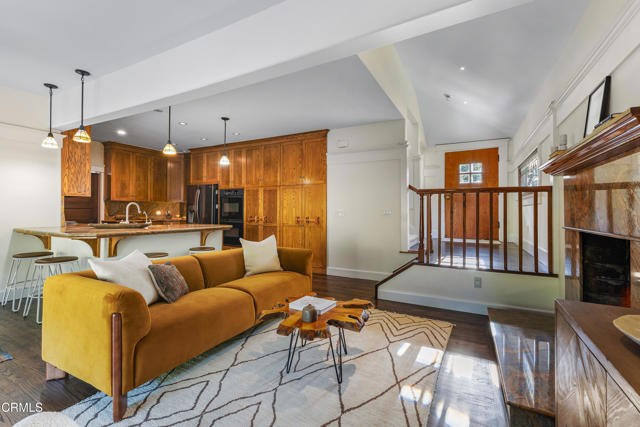 1954 Primrose Avenue, South Pasadena CA: https://media.crmls.org/mediaz/a6fd5a77-7eff-4eda-8c57-b5c406054d28.jpg