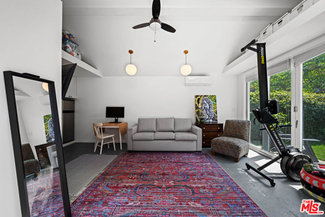 568 N Gower Street, Los Angeles CA: https://media.crmls.org/mediaz/a6fdb808-24c8-420c-bdb2-1e8d44f9dac7.jpg