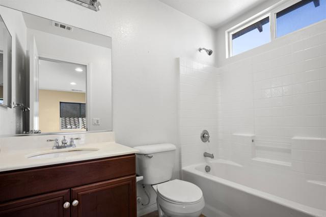 1703 O'CONNOR AVE, Chula Vista CA: https://media.crmls.org/mediaz/a6fe1eb7-7fb3-4985-b58d-7a10a224a41c.jpg