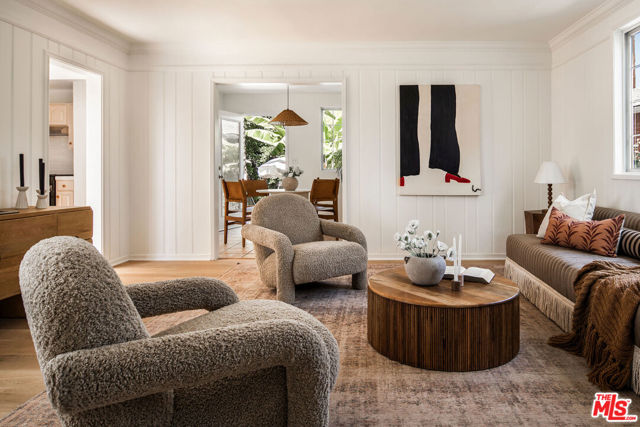 2300 Pisani Place, Venice CA: https://media.crmls.org/mediaz/a7001701-7ca1-4bba-a99e-ac4b3466c58b.jpg