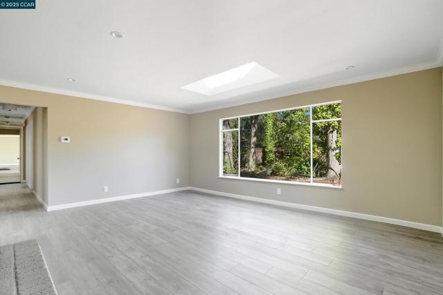 1016 Stone Valley Rd, Alamo CA: https://media.crmls.org/mediaz/a700815b-803c-4000-9109-91af7d649ea3.jpg