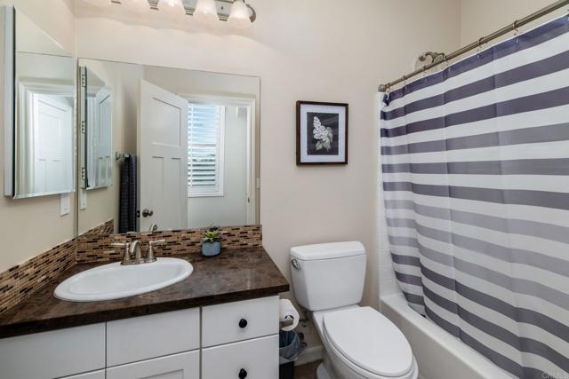 Detail Gallery Image 31 of 45 For 3736 Donna Ct, Carlsbad,  CA 92008 - 5 Beds | 4 Baths