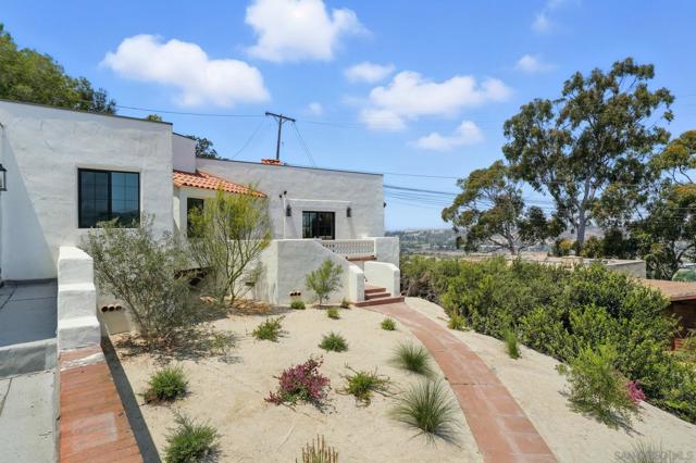4388 HAWK STREET, San Diego CA: https://media.crmls.org/mediaz/a7009b1d-6326-4a98-b578-97994b4cb6fb.jpg