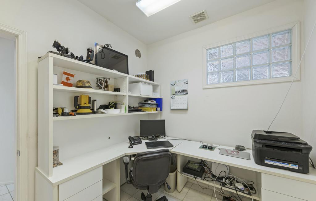 MLS #219127286DA image #24