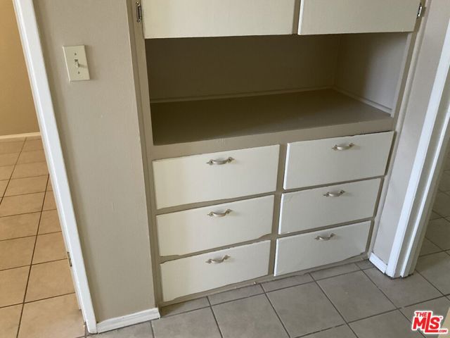 586 San Francisco Avenue, Pomona CA: https://media.crmls.org/mediaz/a7018308-eeac-46cc-ba59-ff88beac0688.jpg