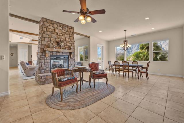 341 Ocotillo Cir, Borrego Springs CA: https://media.crmls.org/mediaz/a701a814-49bd-4e4a-8c65-ea0dc40f2c3f.jpg