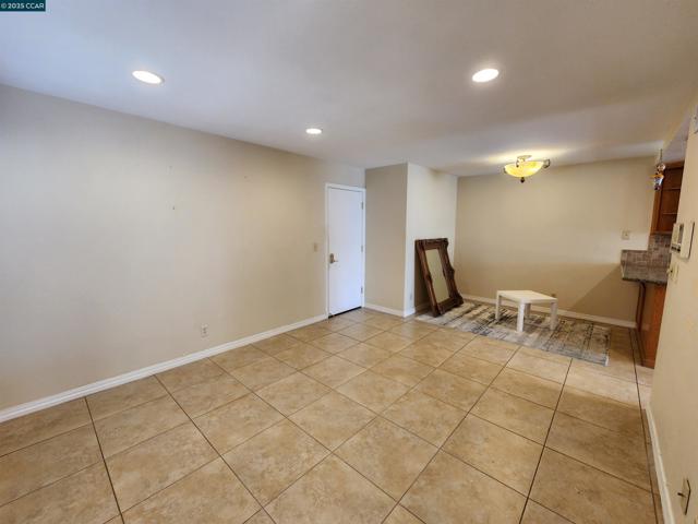 617 S Blackbrush Ln, San Ramon CA: https://media.crmls.org/mediaz/a702c6ba-5a9f-42c0-9fc2-ffd7e3fbb8ee.jpg