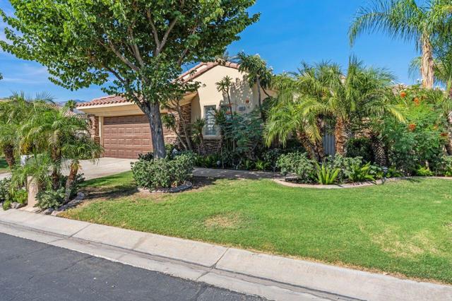 Image 37 of 49 For 50665 Spyglass Hill Drive