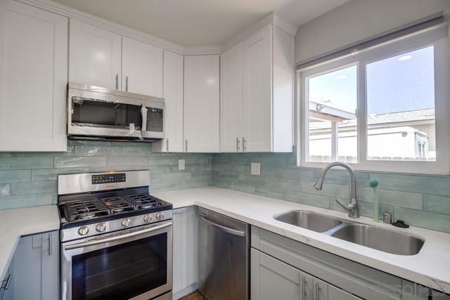 3484 Armstrong St, San Diego CA: https://media.crmls.org/mediaz/a702d4a0-9e1f-4dfd-a96b-68533322a0c5.jpg