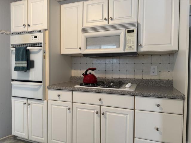 Detail Gallery Image 5 of 53 For 200 N El Camino Real #150,  Oceanside,  CA 92058 - 3 Beds | 2 Baths