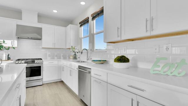 820 E Duane Avenue, Sunnyvale CA: https://media.crmls.org/mediaz/a703d739-b496-423e-b779-26dd565b564e.jpg