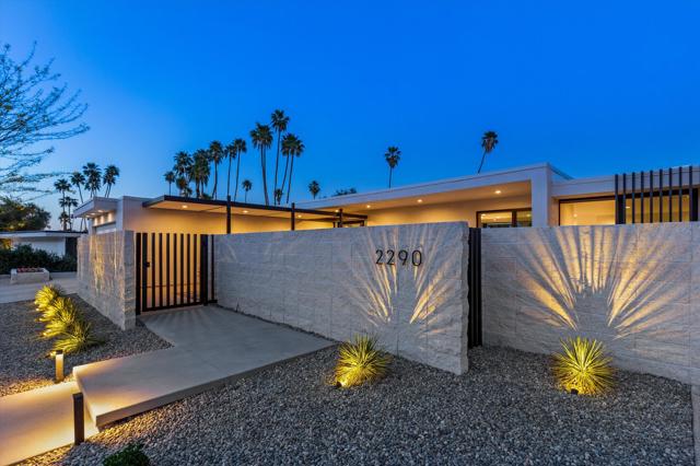 2290 S Yosemite Drive, Palm Springs CA: https://media.crmls.org/mediaz/a703de86-01d5-4884-bf1e-c7d4d40d46ea.jpg
