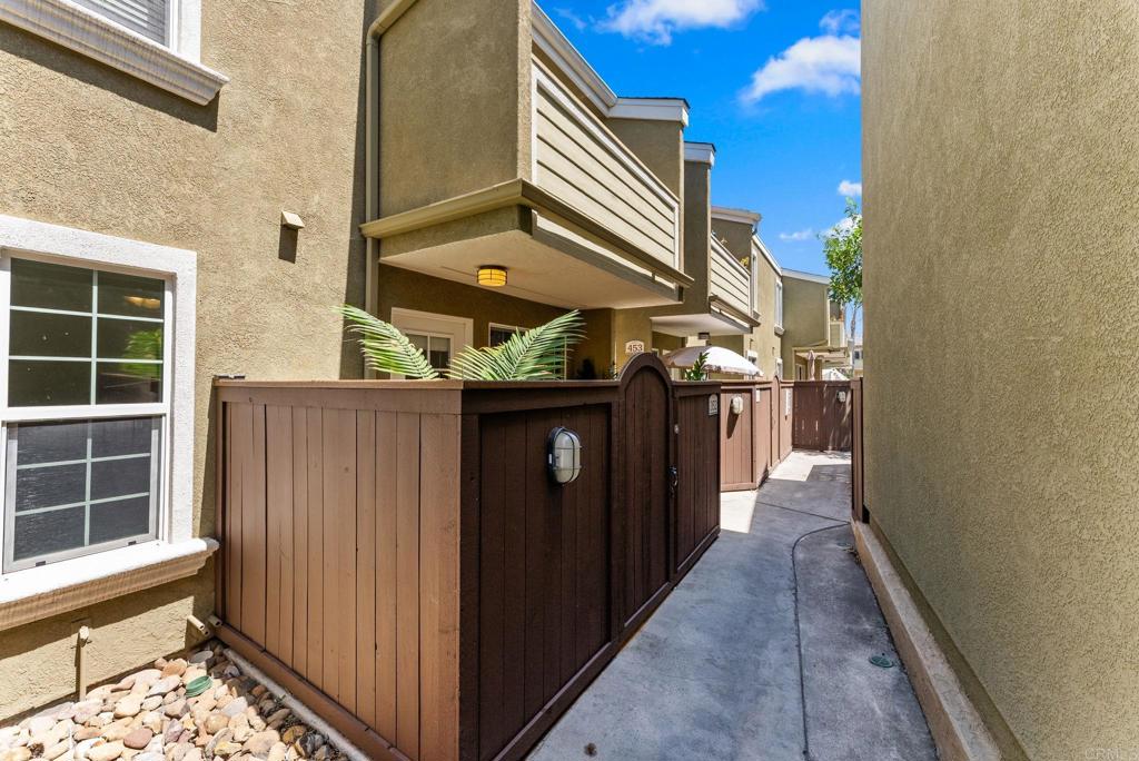 5404 Balboa Arms Drive - photo 15