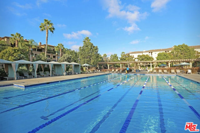 12473 Osprey Lane, Playa Vista, California 90094, 4 Bedrooms Bedrooms, ,3 BathroomsBathrooms,Condominium,For Sale,Osprey,24406195