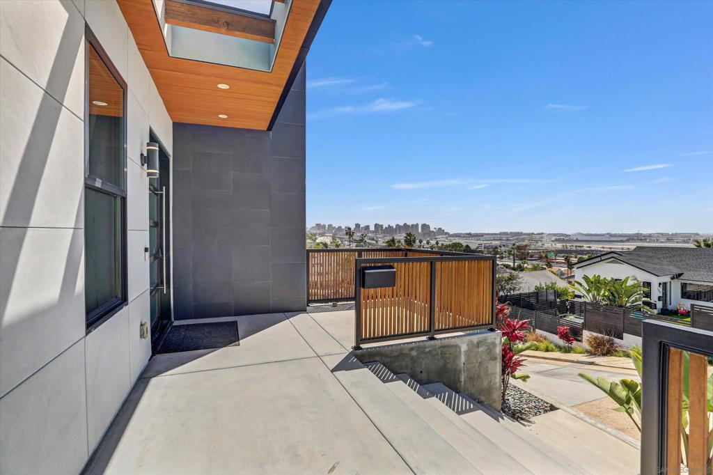 MLS #250022021SD img 43