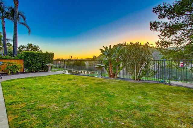 Detail Gallery Image 39 of 70 For 2345 Amber Oak Ln, Escondido,  CA 92027 - 4 Beds | 3 Baths