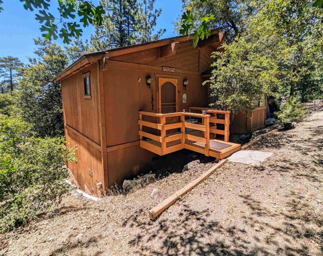 Detail Gallery Image 7 of 31 For 24655 Logan Creek Dr, Idyllwild,  CA 92549 - 2 Beds | 1/1 Baths