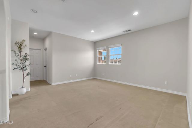 Detail Gallery Image 42 of 64 For 821 Somera Ct, Simi Valley,  CA 93065 - 5 Beds | 4/1 Baths