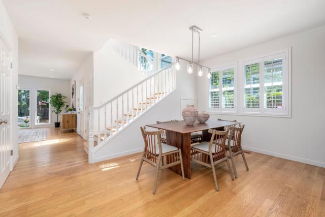 923 Grand Street, Redwood City CA: https://media.crmls.org/mediaz/a707c573-5f08-439e-9216-493f7daddd26.jpg