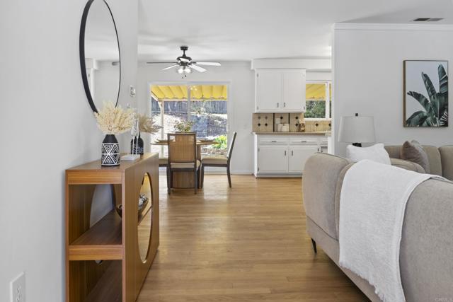 1471 Rock Springs, Escondido CA: https://media.crmls.org/mediaz/a708e7be-d267-4719-8377-fdae6d2263c5.jpg