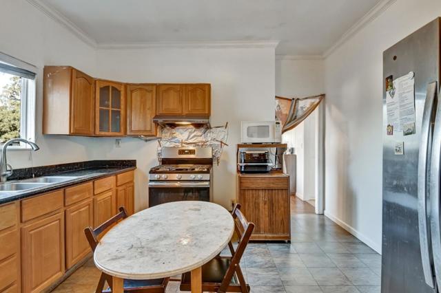 2819 E 23rd Street, Oakland CA: https://media.crmls.org/mediaz/a70a8655-7fb4-49d5-8df4-f1fcbeccedaa.jpg