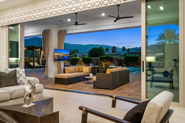 Image 5 of 75 For 54770 Cavalcade Court